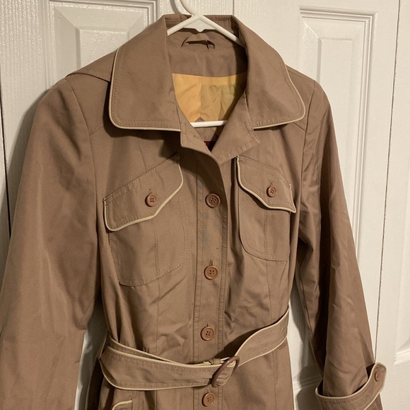 Vintage Mauve Rain Jacket - Picture 2 of 9